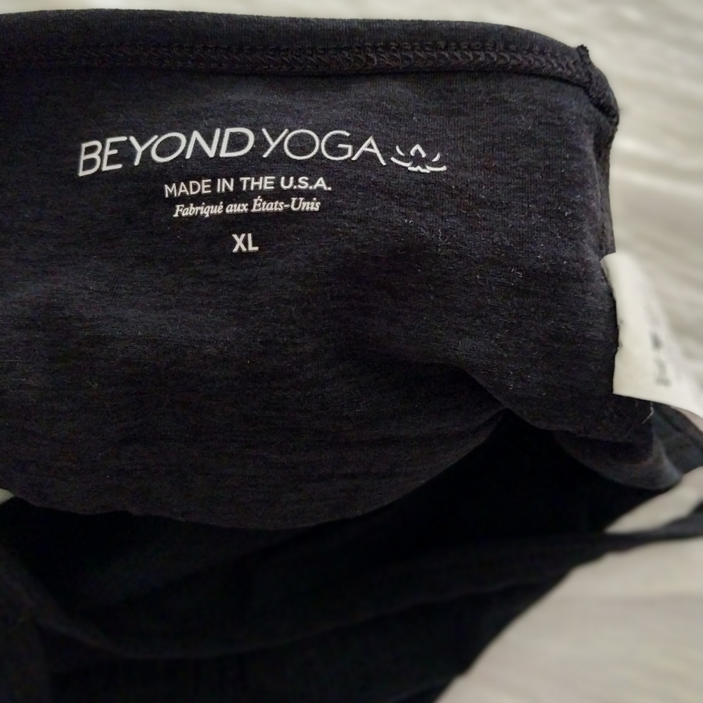 Sports Tank Top - Picture 3 of 4